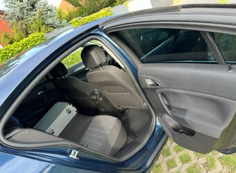 Opel insignia 2.0 CDTI. FACELIFT 2014 - 8