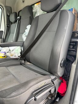 Na opravu Renault Master 2.3 - 8