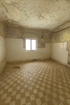 Rodinný vícegenrační dům v Rotavě - 8