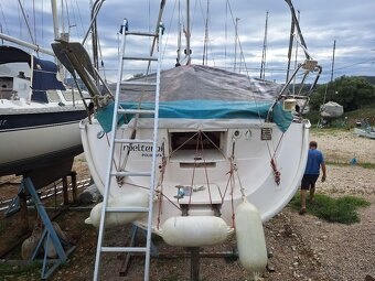 Prodej jachty Bavaria 32 - 8