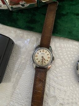 Zberatelske hodiny - 8