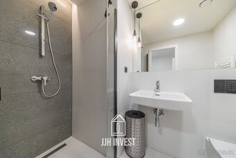 Pronájem moderního 1+kk v projektu Neugraf, 33 m2 – Smíchov, - 8