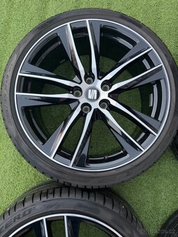 SEAT LEON CUPRA - 5x112 - 235/35 R19 - 8
