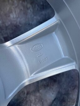 Zimní nová sada Land Rover Defender 255/60R20 113V - 8