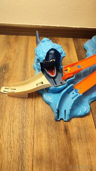 Garáž hot wheels - 8
