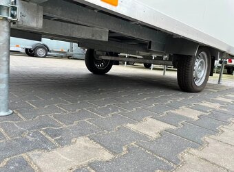 Prodám pojízdnou prodejnu gastro přívěs Food truck - 8