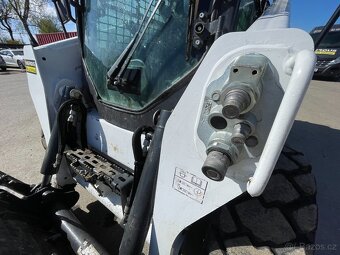 Smykový nakladač Bobcat S530 - 8