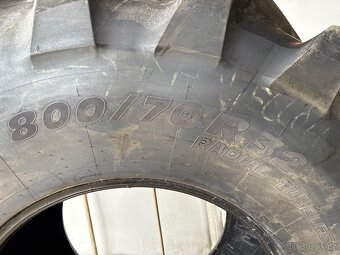 Prodám pneu 800/70R32 - 8