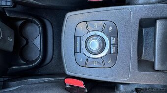 Renault Scenic III 1.9dCi BOSE,ALU,NAVI,TOP stav a výbava - 8