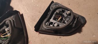 Peugeot 406 zadní světla kombi - 8