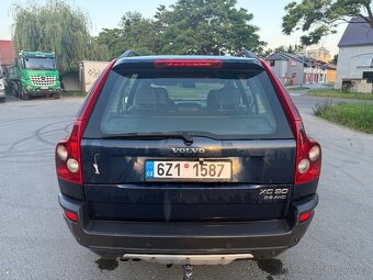 Volvo XC90 - 8