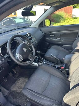 Mitsubishi ASX - 8