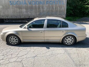 Škoda Superb 2.8 V6 142kw - 8