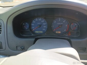Nissan Navara D22 4x4 - 8