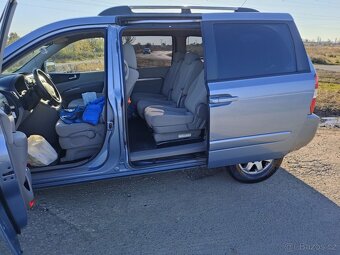 Kia Carnival 2008 - 8