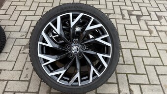 ŠKODA SUPERB ALU KOLA 19 HELIX ZIMNÍ 235/40/19 - 8