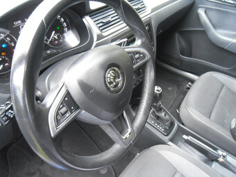 Škoda Rapid - 8