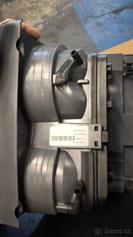 Zadní světlomet Range Rover L322 - nový - 8