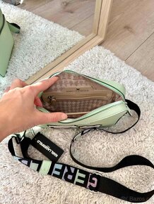 MINTOVÁ CROSSBODY KABELKA KARL LAGERFELD - 8