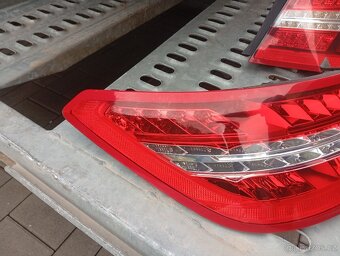 MERCEDES BENZ E COUPE C207 RV 2010 ZADNÍ SVĚTLA, SVĚTLA LED - 8