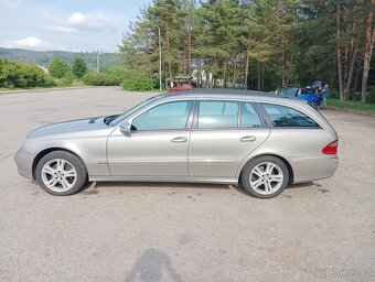 Mercedes Benz - 8