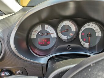 Seat Leon FR 2.0TDI 125kW nový lak, rozvody, - 8