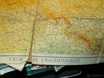 560 kusů map - 8