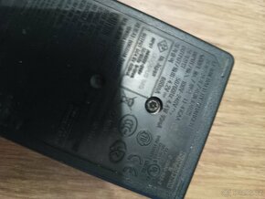 Prodám nabijecku olympus - 8