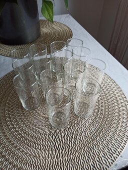 Nové skleničky, 14 kusů, cena za vše - 8