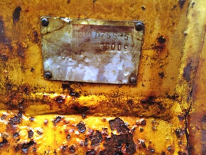 21t pásový nakladač Komatsu D75S - 8