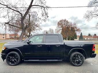 Dodge RAM Night-paket, 2022, 5.7l, TOP stav - 8