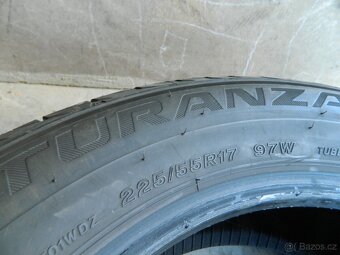 225/55 r17 97w 2ks letní 6mm - 8