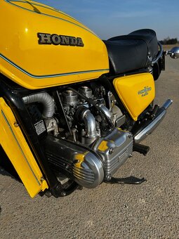 Honda Goldwing GL1000 - 8