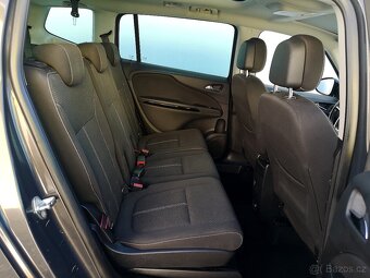 Opel Zafira 2.0 CDTi 96kW Sport 7.Míst. Tažné - 8