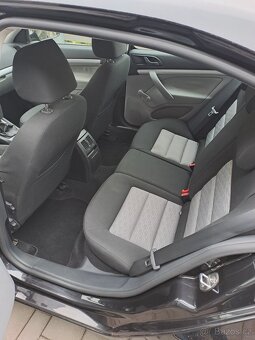 Prodám Škoda Octavia 2 Facelift 1.6 mpi 75kW Liftback - 8