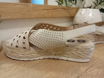 Be Fly Flow dámské sandály vel. 38 kožené - 8