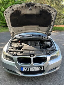 E91 2008 BMW - 8