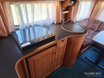 Tabbert - soběstačný karavan - solár, plyn. bojler, předstan - 8