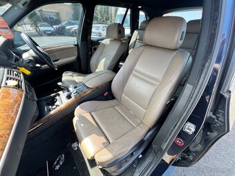 Bmw x5 e70 3.0sD 210kw Mpaket Monacoblau na díly - 8
