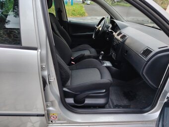 prodám Škodu Fabii 1 kombi 1.4 16V 59kw edice SPORT,r.v.2007 - 8