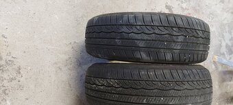 Pneu celoroční Dunlop 185/60/15 - 8