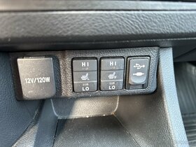 TOYOTA AURIS KOMBI 1,4 D-4D - 8