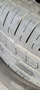 Prodám sadu plechových disků se letní pneu - 8