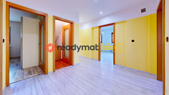 Prodej rodinného domu 236m2, Domanín - 8