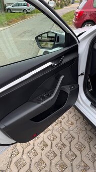 Škoda Octavia Scout 2.0 TDI 147Kw 4x4 DSG - 8