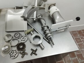 Mlýnek na maso Koneteollisuus OY LM 82 A profi - 8