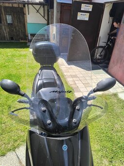 Yamaha YP 180 Majesty - 8