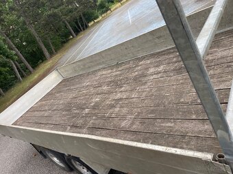 Bržděný přívěs 180x400 cm, 2700 kg, dřevěná podlaha - 8