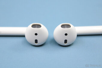 Sluchátka Apple AirPods (2019) - se zárukou - 8