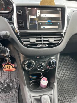 Peugeot 208 1.4 hdi - 8
